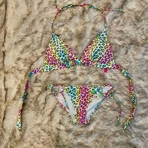 Victoria’s Secret bikini. NWOT Top L bottoms XS